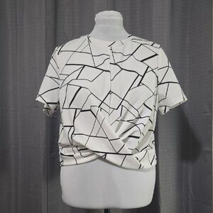 SHEIN Geometric Black and White Blouse